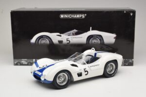 Maserati Tipo 61 #5 Camoradi S. Moss / D. Gurney 1000km Nurburgring Winner 1960 Minichamps 1:12 120601205 Метал — снимка 8 от 8