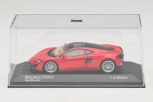 McLaren 570GT Vermillion Red Minichamps 1:43 537154522 Diecast — снимка 4 от 5