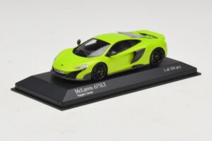 McLaren 675LT Napier Green Minichamps 1:43 537154422 Diecast — снимка 2 от 5
