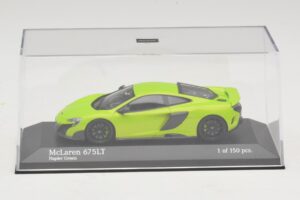 McLaren 675LT Napier Green Minichamps 1:43 537154422 Diecast — снимка 4 от 5
