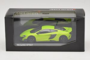 McLaren 675LT Napier Green Minichamps 1:43 537154422 Diecast — снимка 5 от 5