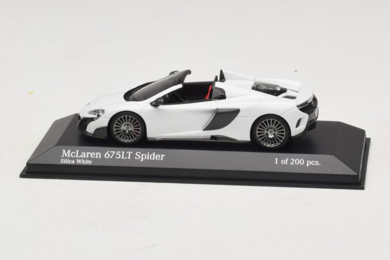 McLaren 675LT Spider Silica White Minichamps 1:43 537154432 Метал
