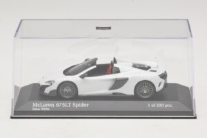 McLaren 675LT Spider Silica White Minichamps 1:43 537154432 Метал — снимка 4 от 5