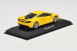 McLaren MP4-12C Жълт Maxichamps 1:43 940133020 Метал — снимка 2 от 5