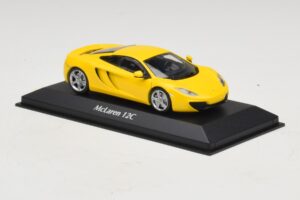 McLaren MP4-12C Жълт Maxichamps 1:43 940133020 Метал — снимка 3 от 5