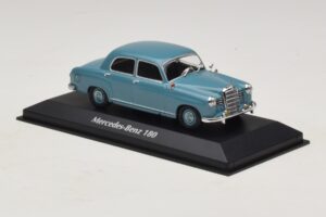 Mercedes 180 W120 Син Maxichamps 1:43 940033102 Метал — снимка 3 от 5