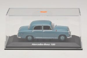Mercedes 180 W120 Син Maxichamps 1:43 940033102 Метал — снимка 4 от 5