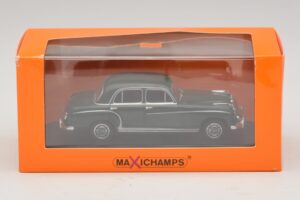 Mercedes 220 S W180 Тъмнозелен Maxichamps 1:43 940033001 Метал — снимка 5 от 5
