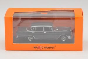 Mercedes 300 SE W112 Lang Тъмносив Maxichamps 1:43 940035201 Метал — снимка 5 от 5