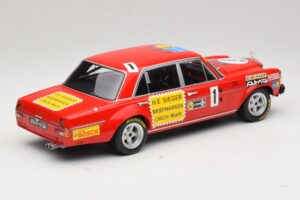 Mercedes 300 SEL 6.8 #1 H. Heyer / Betzler 24 Hours of Nurburgring 1972 Minichamps 1:18 155723401 Метал — снимка 2 от 6