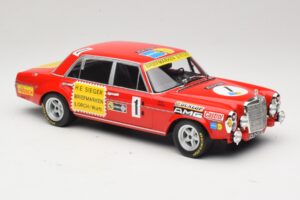 Mercedes 300 SEL 6.8 #1 H. Heyer / Betzler 24 Hours of Nurburgring 1972 Minichamps 1:18 155723401 Метал — снимка 4 от 6