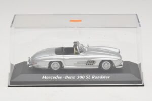 Mercedes 300 SL W198 Roadster Сребрист Maxichamps 1:43 940039030 Метал — снимка 4 от 5