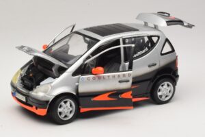 Mercedes A-Class W168 D. Coulthard Сребърен Maisto 1:18 35841 Метал — снимка 2 от 8