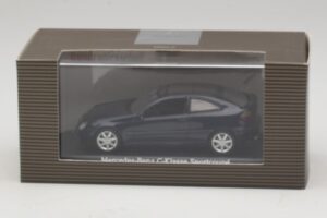 Mercedes C-Class Sportscoupe CL203 Blue Metallic Bundespressball Minichamps 1:43 MB010 Diecast — снимка 5 от 5