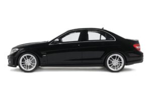 Mercedes C63 AMG W204 Brabus B63S Obsidian Black GT Spirit 1:18 GT582 Смола — снимка 3 от 5