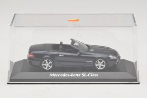 Mercedes SL R230 Син Металик Maxichamps 1:43 940037531 Метал — снимка 4 от 5