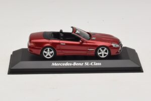 Mercedes SL R230 Червен Металик Maxichamps 1:43 940037530 Метал