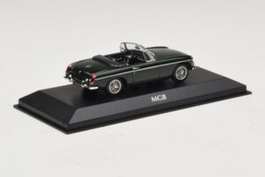 MG MGB Mk1 Зелен Maxichamps 1:43 940131031 Метал — снимка 2 от 5