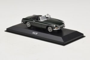 MG MGB Mk1 Зелен Maxichamps 1:43 940131031 Метал — снимка 3 от 5