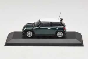 Mini Cooper One R50 Aero Green С Бял Покрив Minichamps 1:43 MINI011 Метал