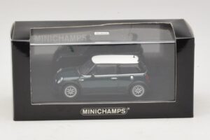 Mini Cooper One R50 Aero Green С Бял Покрив Minichamps 1:43 MINI011 Метал — снимка 5 от 5