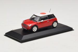 Mini Cooper One R50 Червен С Японско Знаме Minichamps 1:43 MINI034 Метал — снимка 2 от 5