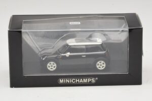 Mini Cooper S R53 Черен С Панорамен Покрив Minichamps 1:43 MINI022 Метал — снимка 4 от 4