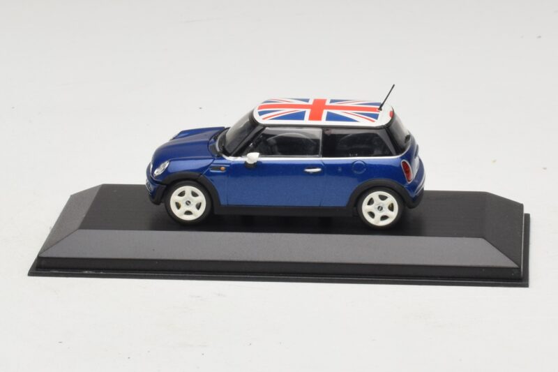Mini Cooper S R53 Син С Британско Знаме Minichamps 1:43 MINI026 Метал
