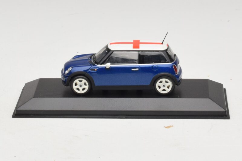 Mini Cooper S R53 Син С Английско Знаме Minichamps 1:43 MINI012 Метал