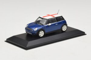 Mini Cooper S R53 Син С Английско Знаме Minichamps 1:43 MINI012 Метал — снимка 2 от 5