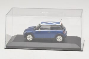 Mini Cooper S R53 Син С Шотландско Знаме Minichamps 1:43 MINI016 Метал — снимка 4 от 5