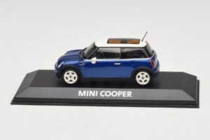 Mini Cooper S R53 Тъмносин С Панорамен Покрив Minichamps 1:43 MINI021 Метал