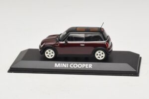 Mini Cooper S R53 Тъмночервен С Черен Покрив Minichamps 1:43 MINI028 Diecast