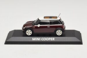 Mini Cooper S R53 Тъмночервен С Панорамен Покрив Minichamps 1:43 MINI019 Метал