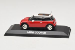 Mini Cooper S R53 Червен С Панорамен Покрив Minichamps 1:43 MINI024 Метал