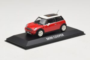 Mini Cooper S R53 Червен С Панорамен Покрив Minichamps 1:43 MINI024 Метал — снимка 2 от 5