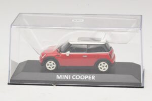 Mini Cooper S R53 Червен С Панорамен Покрив Minichamps 1:43 MINI024 Метал — снимка 4 от 5