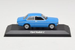 Opel Kadett C Син Maxichamps 1:43 940045601 Метал