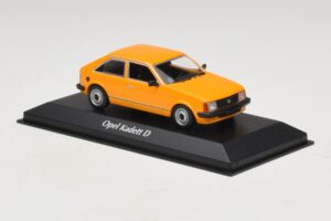 Opel Kadett D Оранжев Maxichamps 1:43 940044101 Метал — снимка 3 от 5