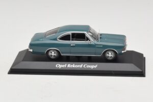 Opel Rekord C Купе Син Maxichamps 1:43 940046121 Diecast