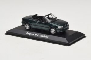 Peugeot 306 Кабриолет Зелен Металик Maxichamps 1:43 940112833 Метал — снимка 3 от 5