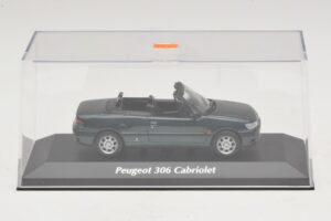 Peugeot 306 Кабриолет Зелен Металик Maxichamps 1:43 940112833 Метал — снимка 4 от 5
