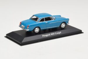 Peugeot 404 Купе Син Maxichamps 1:43 940112921 Метал — снимка 2 от 5