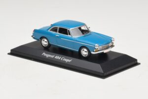 Peugeot 404 Купе Син Maxichamps 1:43 940112921 Метал — снимка 3 от 5