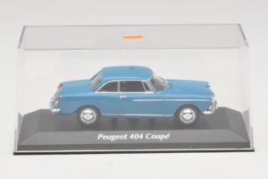 Peugeot 404 Купе Син Maxichamps 1:43 940112921 Метал — снимка 4 от 5