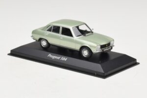 Peugeot 504 Светлозелен Металик Maxichamps 1:43 940112501 Метал — снимка 3 от 5