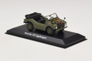 Porsche 597 Jagdwagen Маслинен Maxichamps 1:43 940065300 Метал — снимка 3 от 5