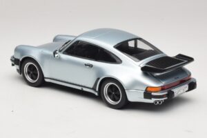 Porsche 911 930 Turbo 3.3 Сребрист KK-Scale 1:18 KKDC181444 Метал — снимка 5 от 6