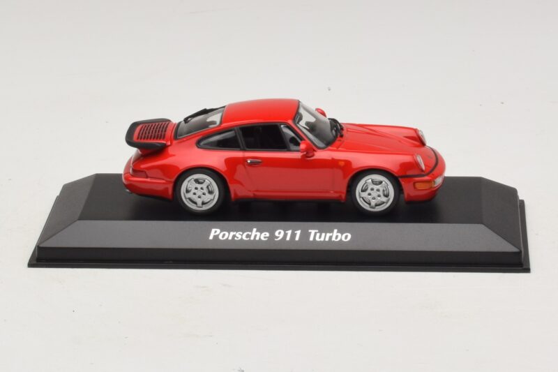 Porsche 911 964 Turbo Червен Maxichamps 1:43 940069102 Метал