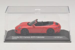 Porsche 911 991.1 Carrera 4 GTS Кабриолет Червен Minichamps 1:43 410067330 Метал — снимка 4 от 5